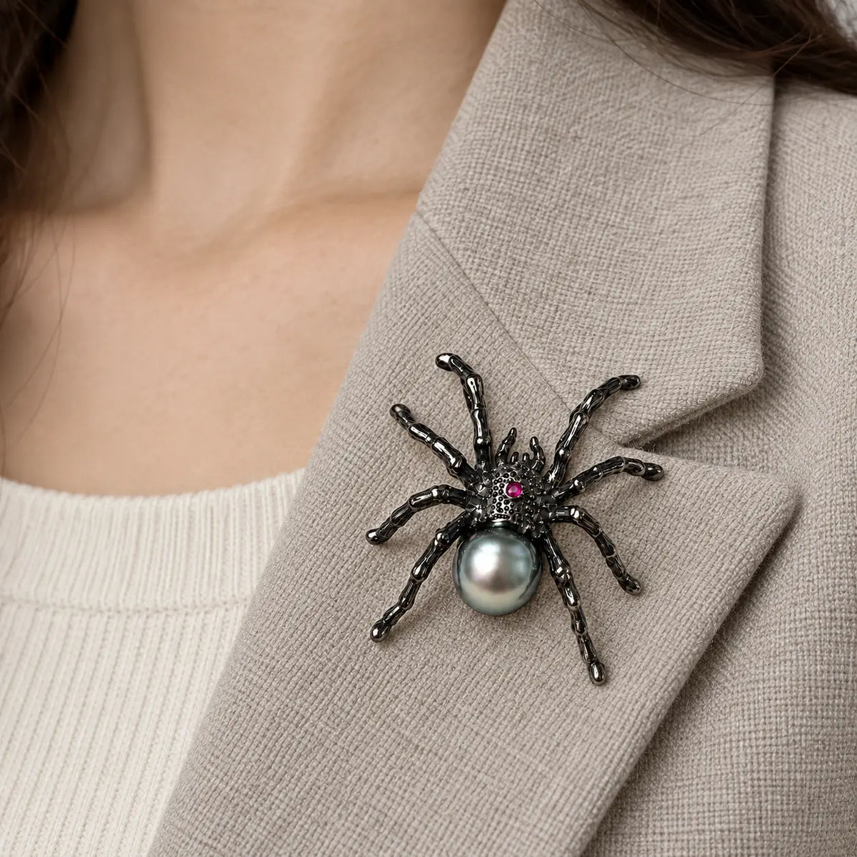 Black Pearl Spider Brooch Pendant in Sterling Silver
