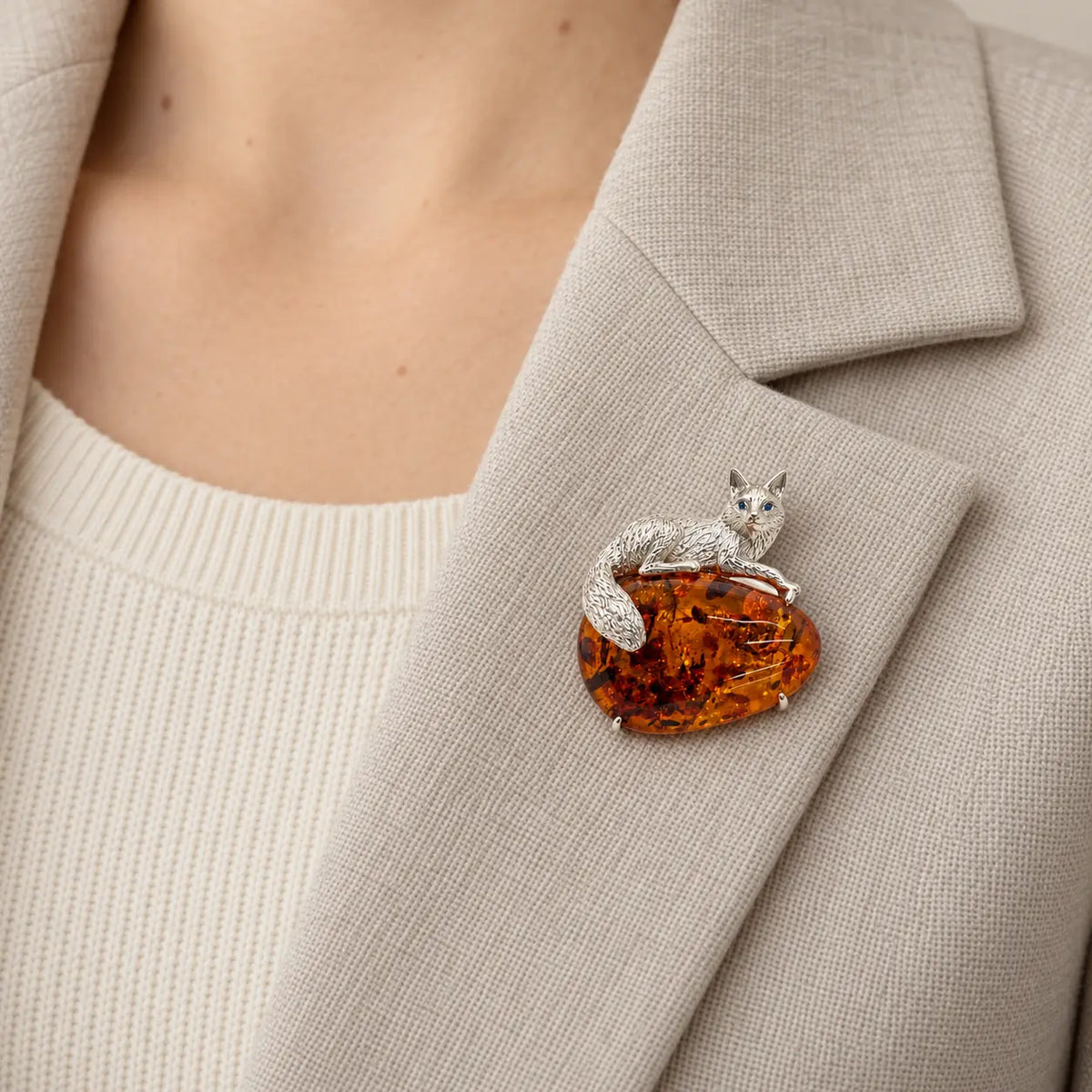 Natural Amber Fox Brooch Pendant in Sterling Silver