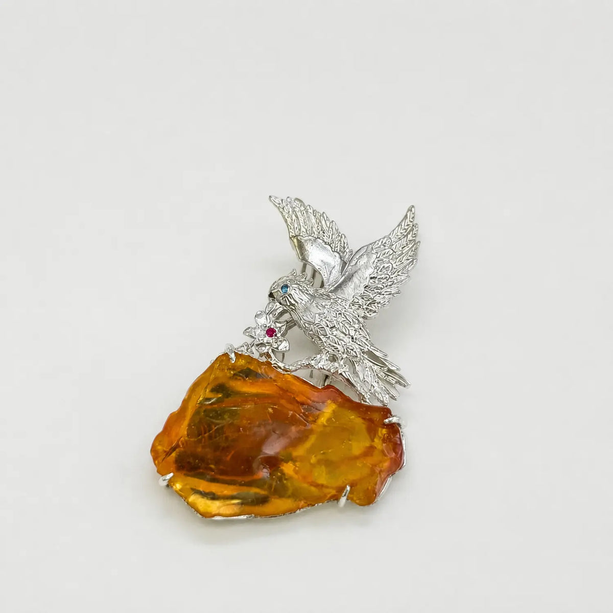 Handmade silver spreading wings eagle brooch — S925 sterling silver jewelry product photo