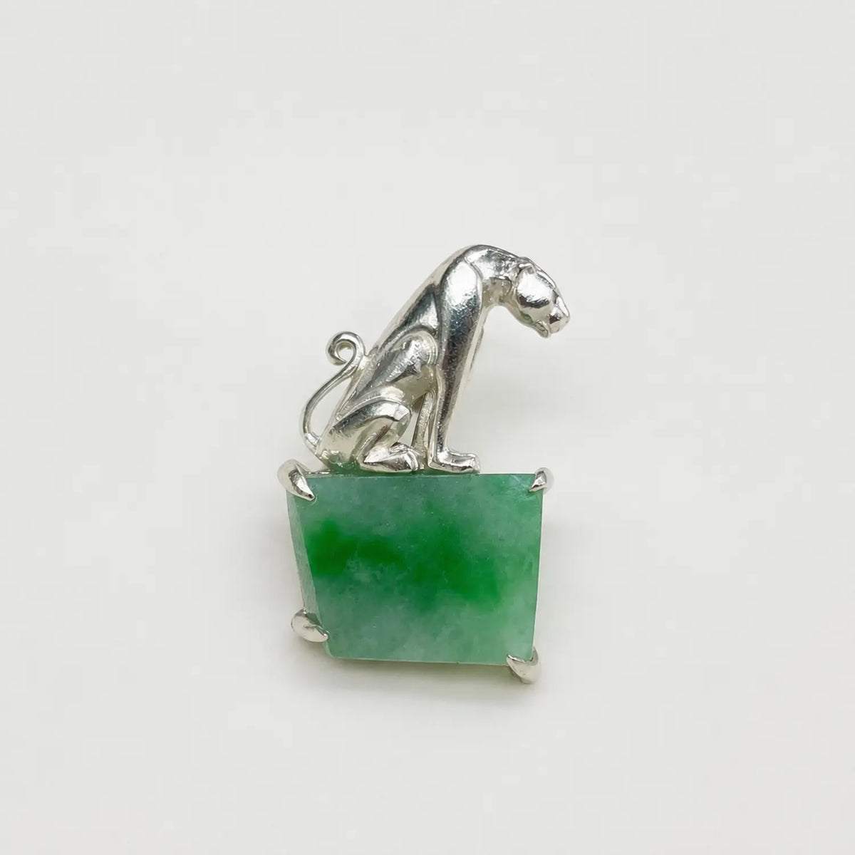 Handmade silver regal leopard brooch — S925 sterling silver jewelry product photo