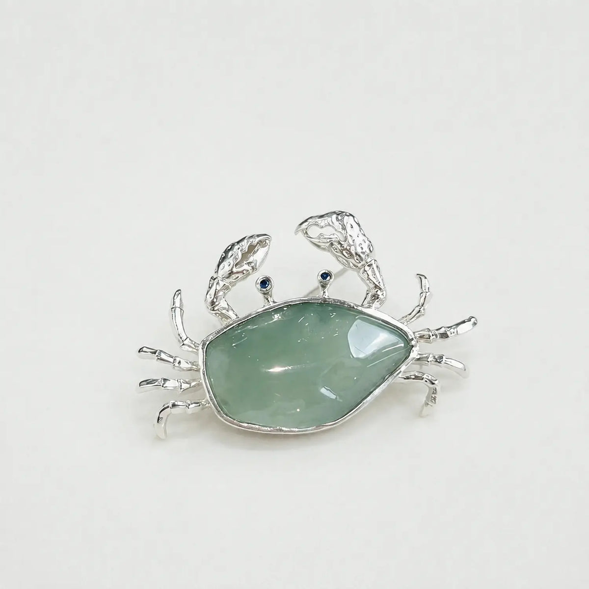 Handmade silver spread-claw crab brooch — S925 sterling silver jewelry product photo