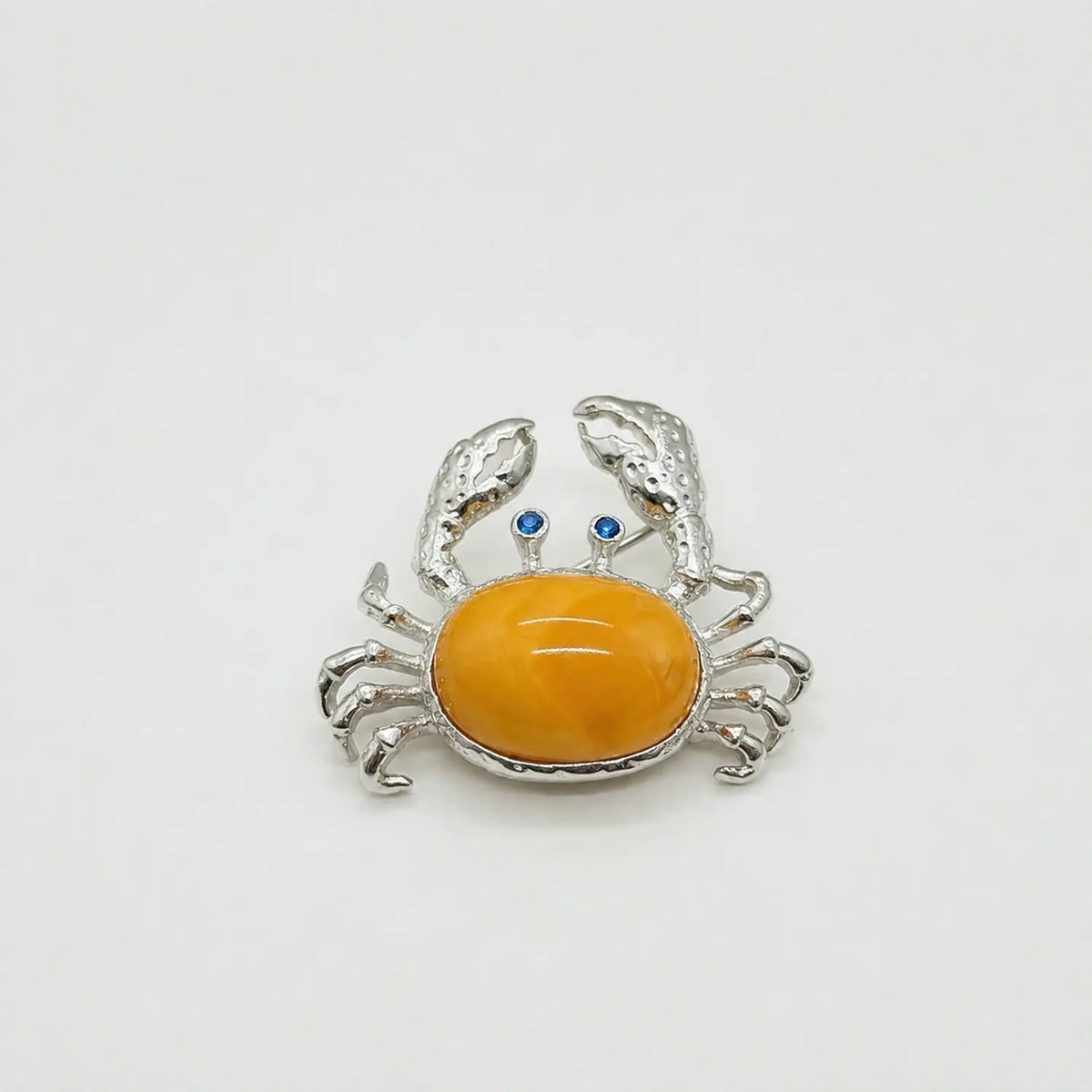 Handmade silver raised-claw crab brooch — S925 sterling silver jewelry product photo