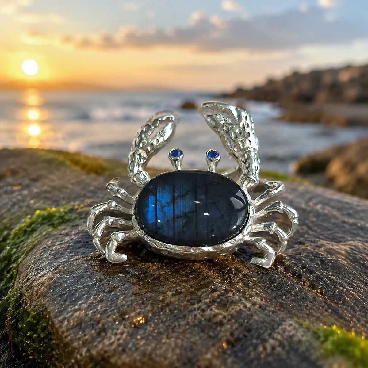 Natural stone brooch with blue-flash labradorite — ocean crab silver brooch styling photo