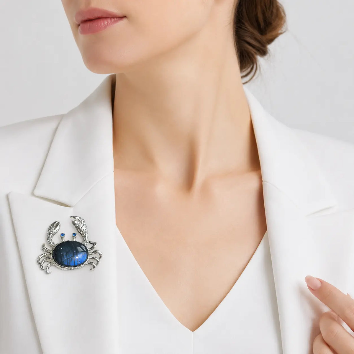 Gemstone jewelry — labradorite ocean crab silver brooch