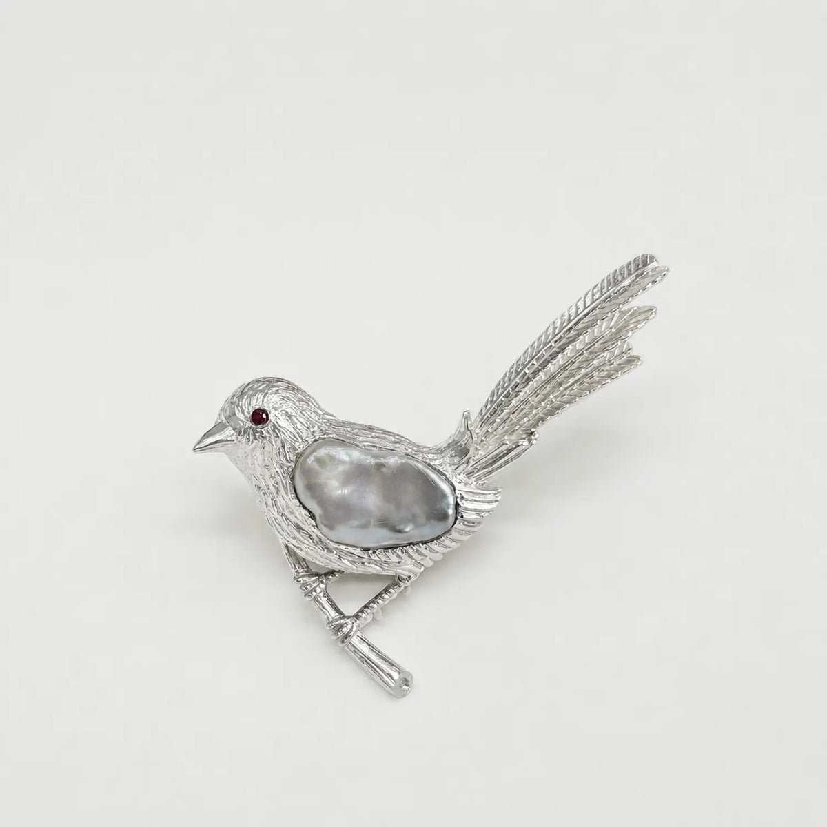 Handmade silver perched songbird brooch — S925 sterling silver jewelry product photo