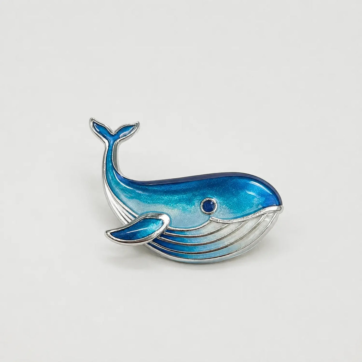 Handmade silver gliding whale brooch — S925 sterling silver jewelry product photo