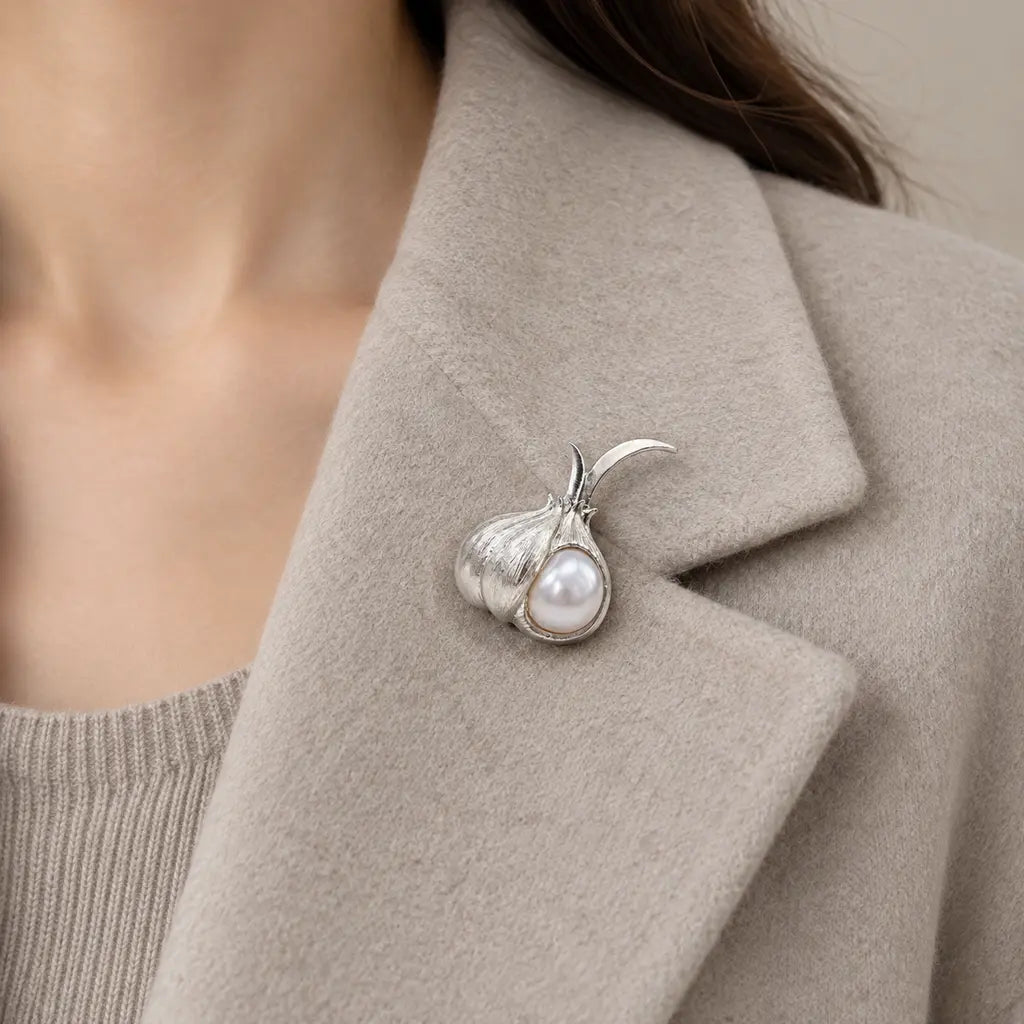 Peeled Garlic Convertible Brooch Pendant with Baroque Pearl Clove