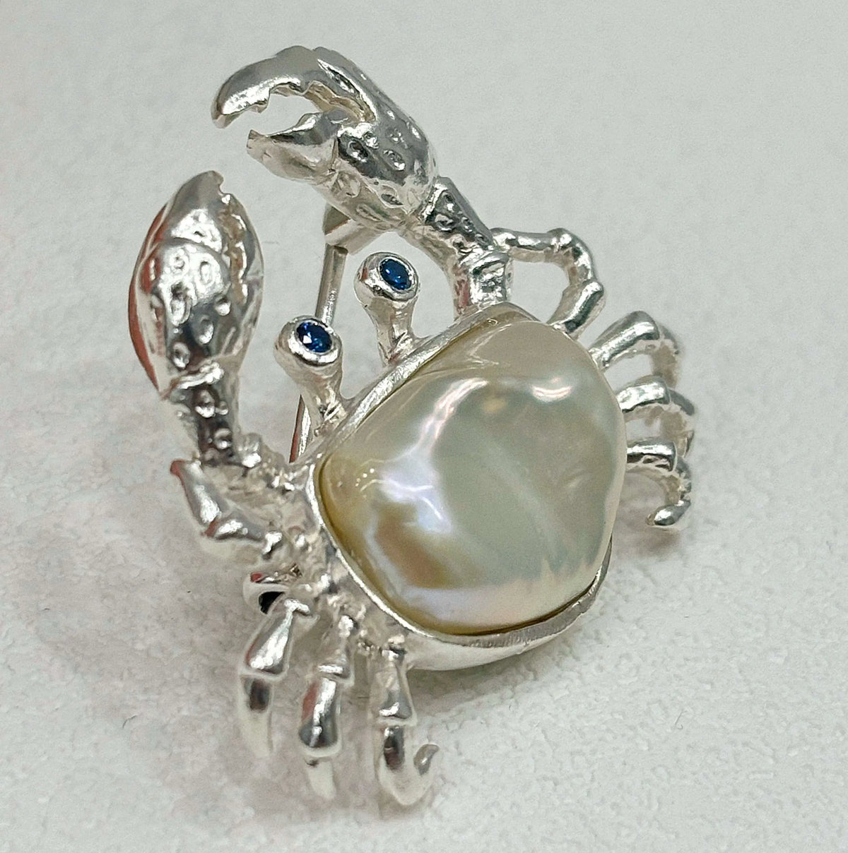 Artisan silver ocean crab brooch — handmade jewelry product image