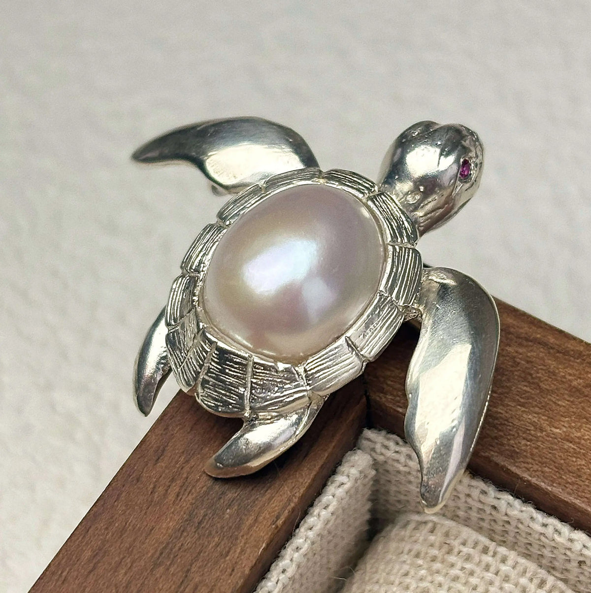 Handmade brooch for women — baroque pearl shell swimming sea turtle silver brooch styling photo