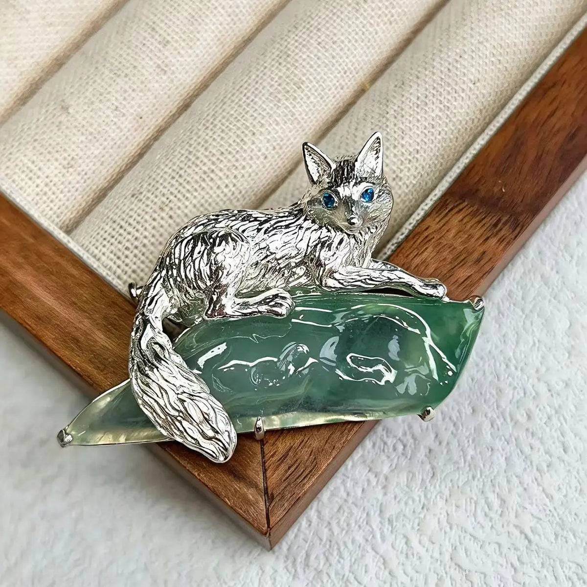 Handmade brooch for women — natural green jadeite watchful fox silver brooch styling photo