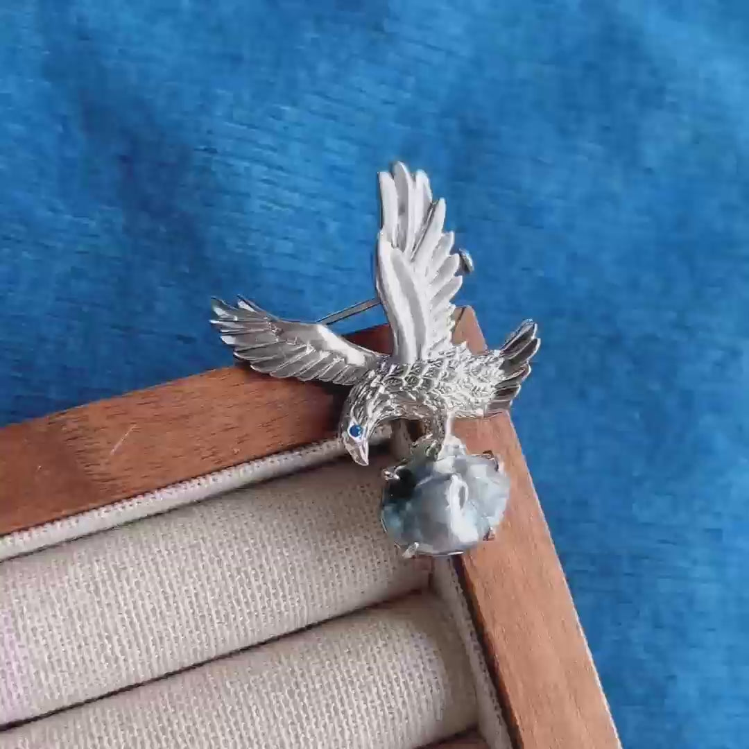 Product video: handmade silver perched eagle brooch and convertible pendant