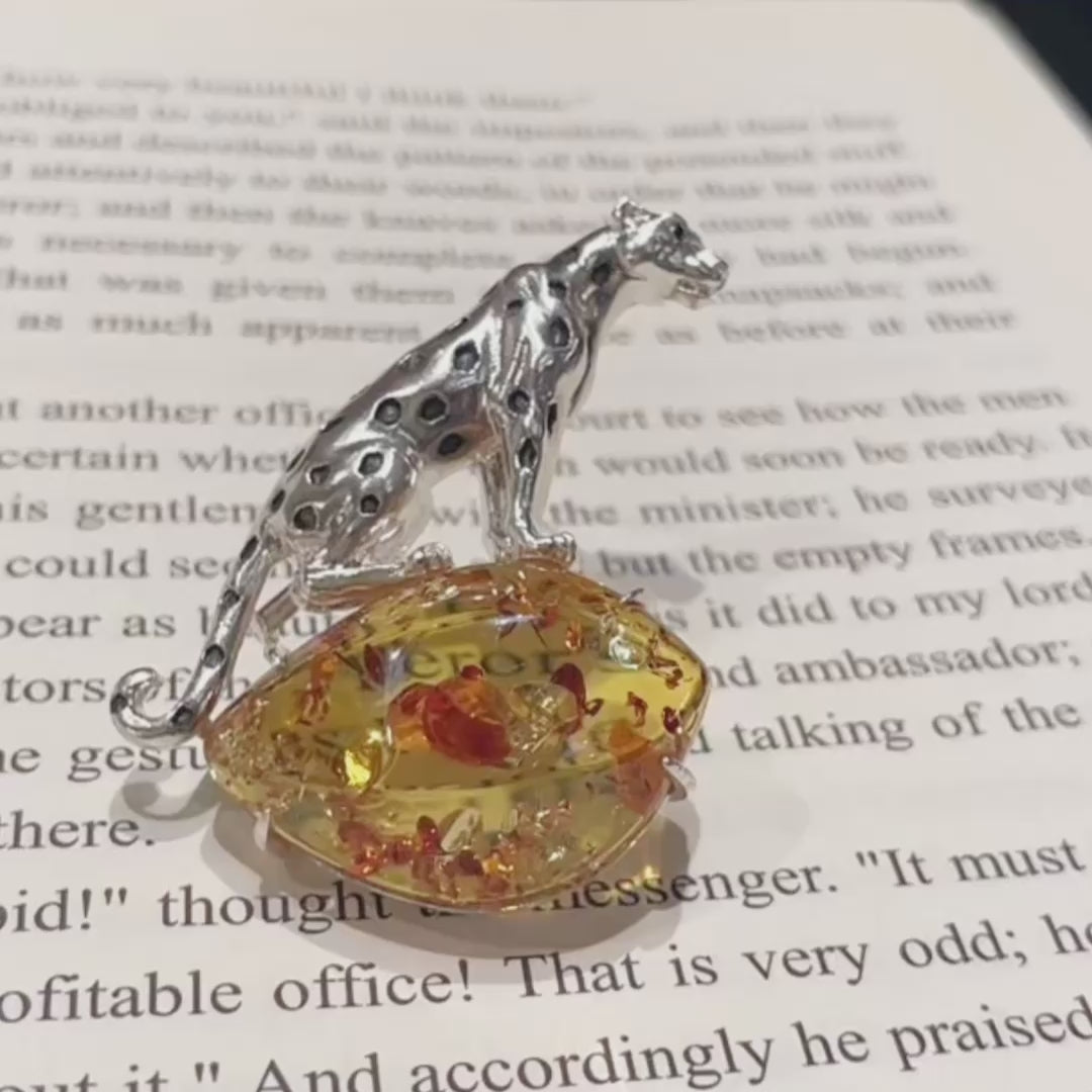 Product video: handmade silver prowling leopard brooch and convertible pendant
